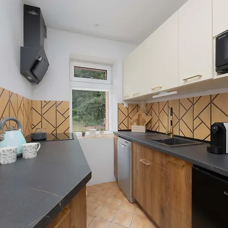 Dom wakacyjny Charming House In The Capital With Two Parking Spaces By Renters *
