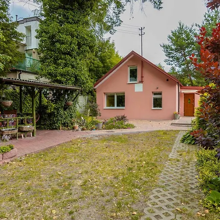 Charming House In The Capital With Two Parking Spaces By Renters *