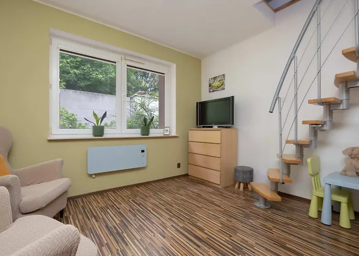 Charming House In The Capital With Two Parking Spaces By Renters *