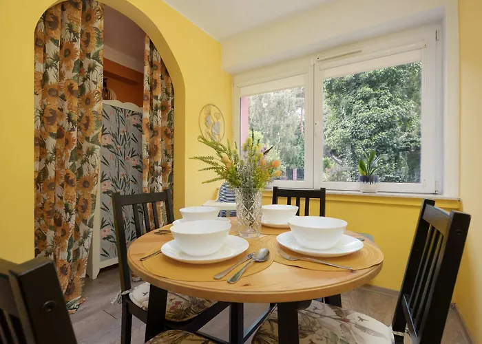 Charming House In The Capital With Two Parking Spaces By Renters Dom wakacyjny