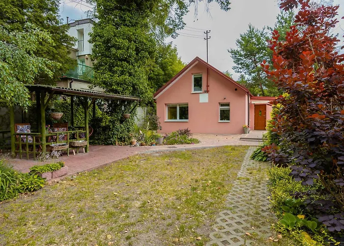 Charming House In The Capital With Two Parking Spaces By Renters *