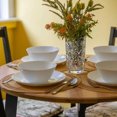 Charming House In The Capital With Two Parking Spaces By Renters * Varšava