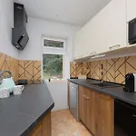 Feriehus Charming House In The Capital With Two Parking Spaces By Renters *